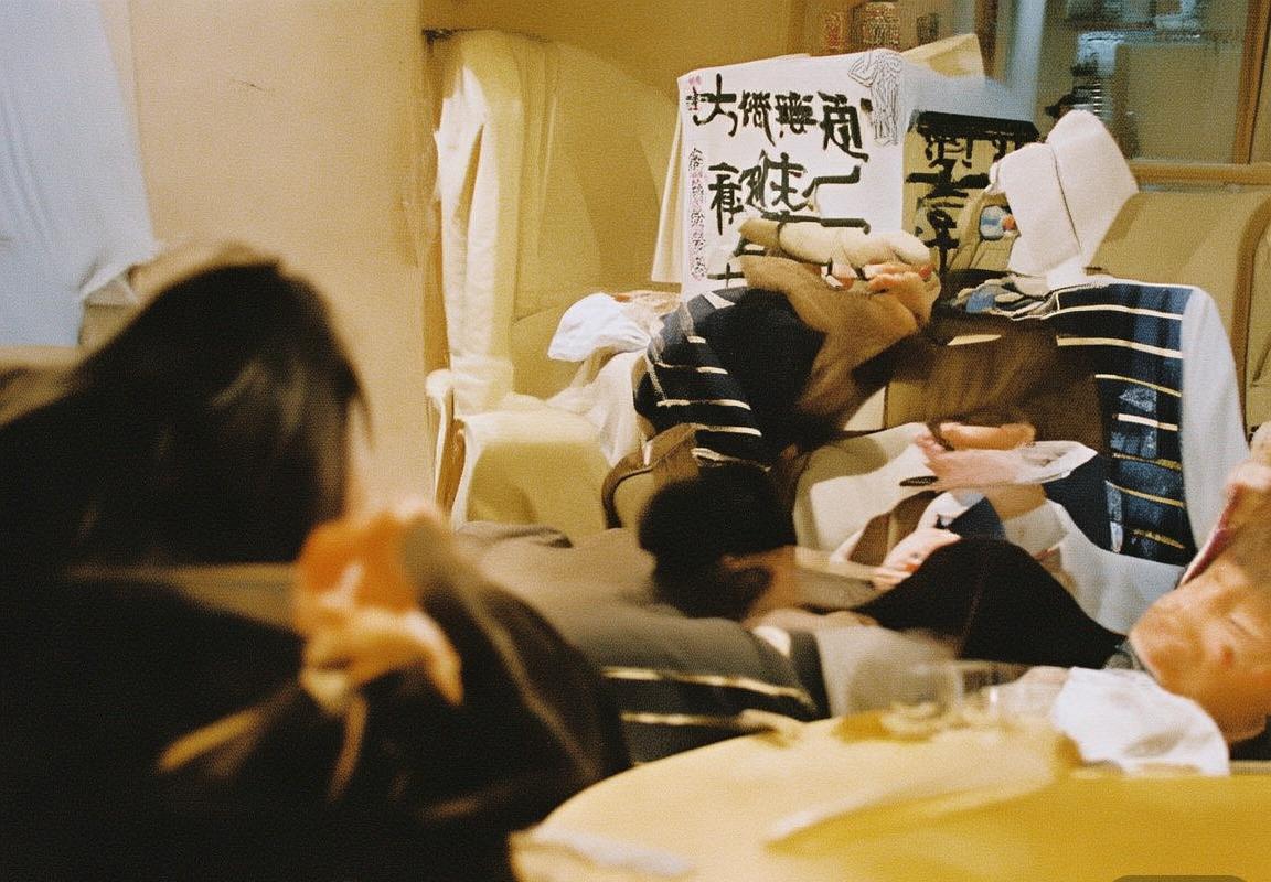 拜仁慕尼黑8-0汉堡：德甲霸主新赛季强势开局(图2)